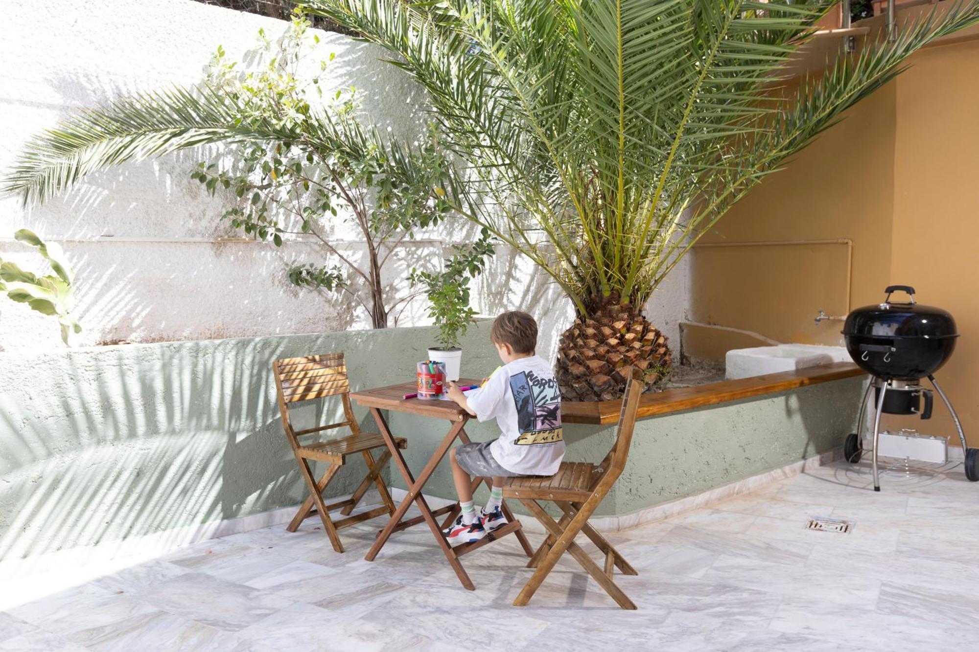 Oelia Rooms & Apartments Agia Marina  Bagian luar foto